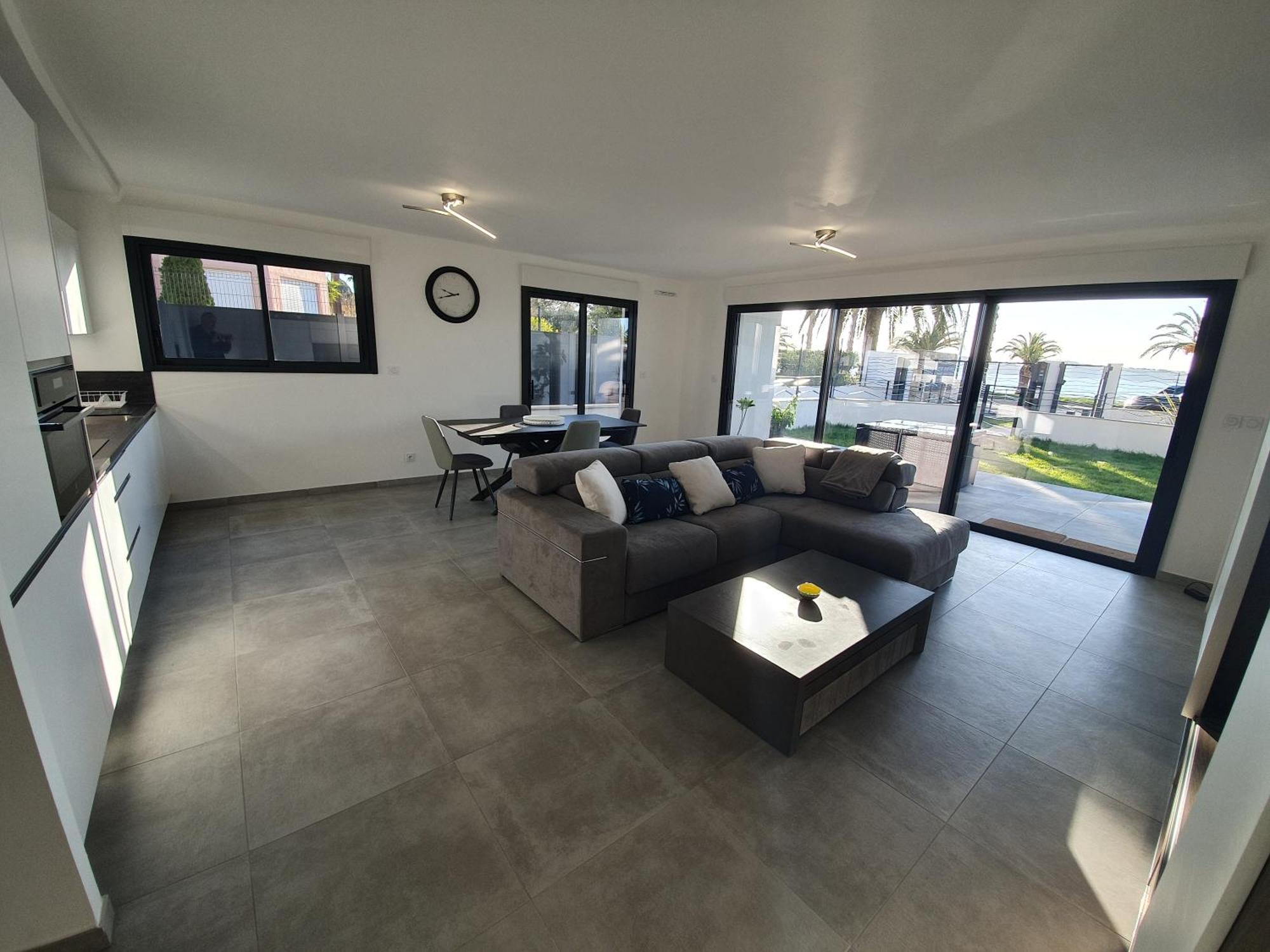 T3 Neuf Avec Terrasse Et Jardin Face A La Mer Bandol Dış mekan fotoğraf